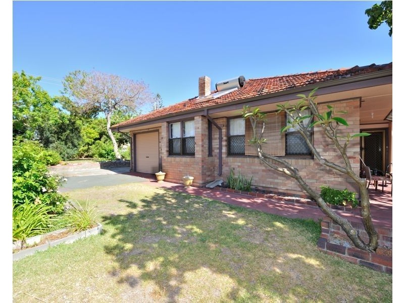 1 Fourth Avenue, Shoalwater WA 6169