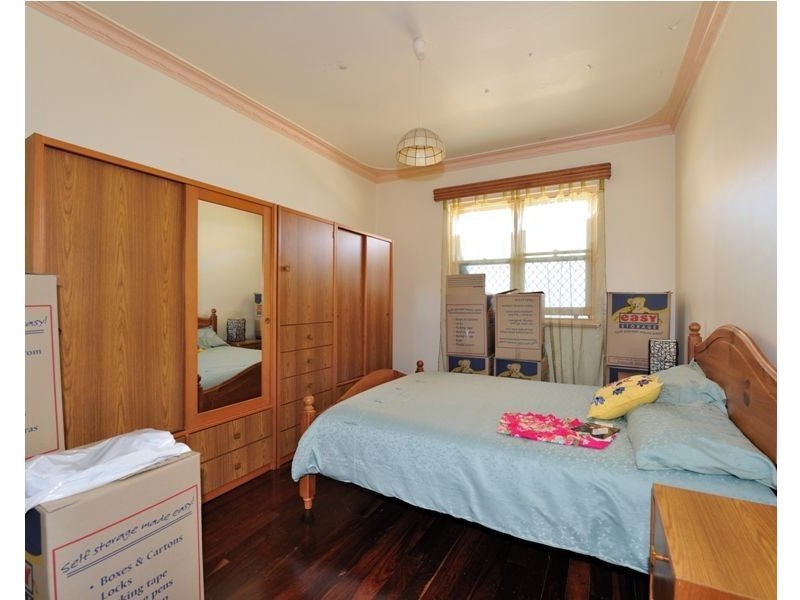 1 Fourth Avenue, Shoalwater WA 6169