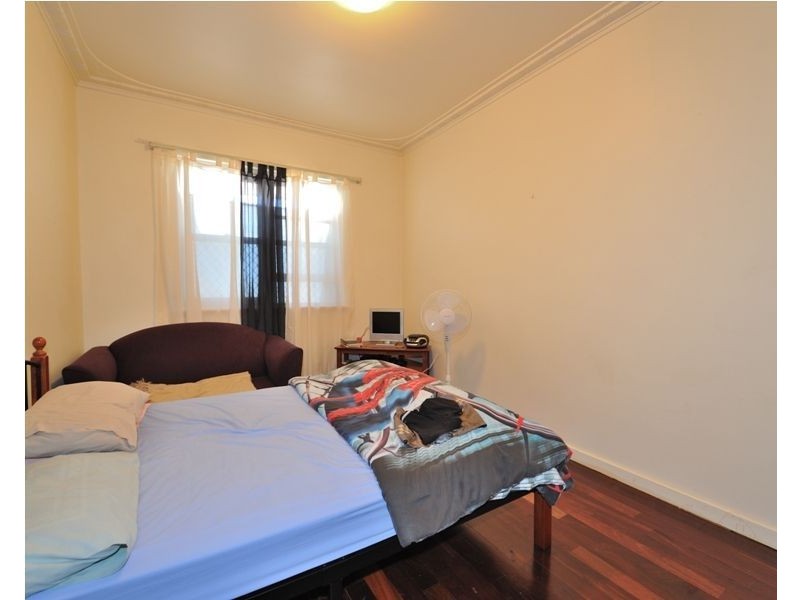 1 Fourth Avenue, Shoalwater WA 6169