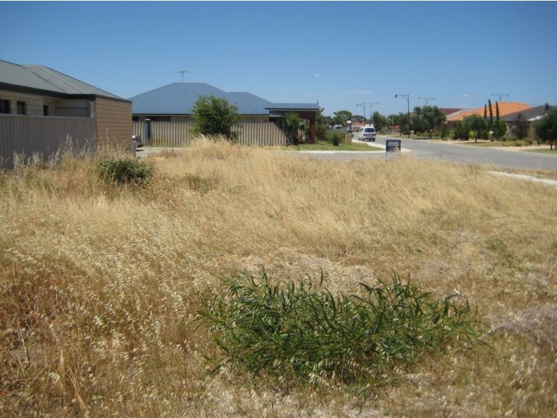 1 Renegade Path, Rockingham WA 6168