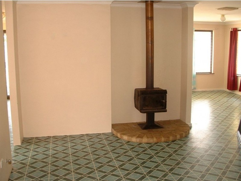 24 Mends Way, Waikiki WA 6169