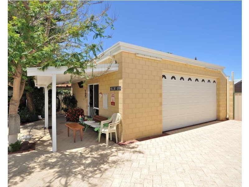 25 Thorpe Street, Rockingham WA 6168