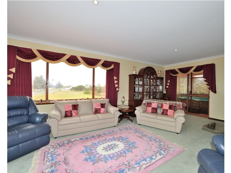 27A Esplanade, Rockingham WA 6168