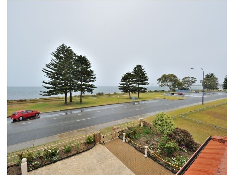 27A Esplanade, Rockingham WA 6168