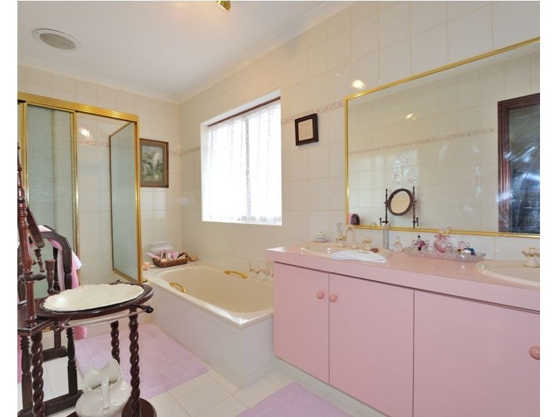 27A Esplanade, Rockingham WA 6168