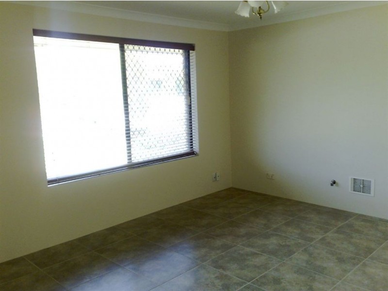 32 Solquest Way, Cooloongup WA 6168