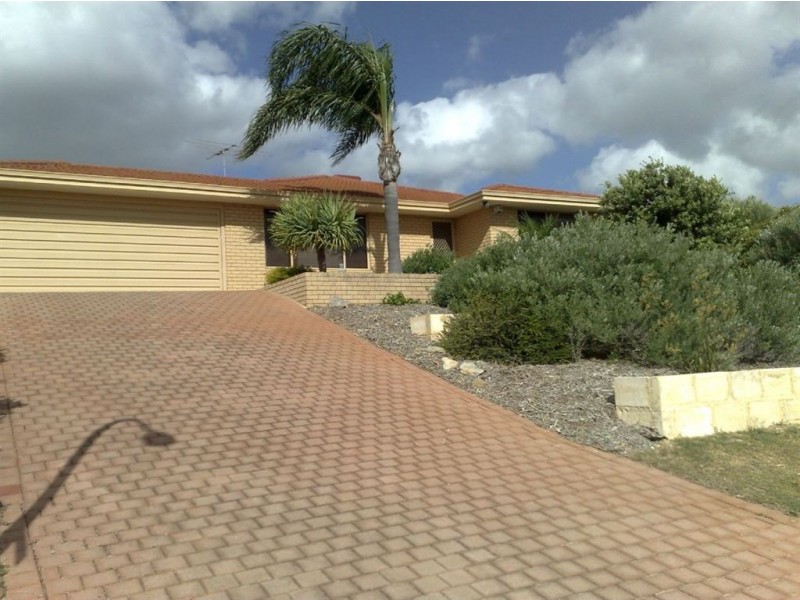 72 Cuthbertson Drive, Cooloongup WA 6168