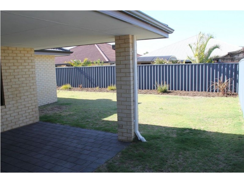 26 Flametree Loop, Baldivis WA 6171