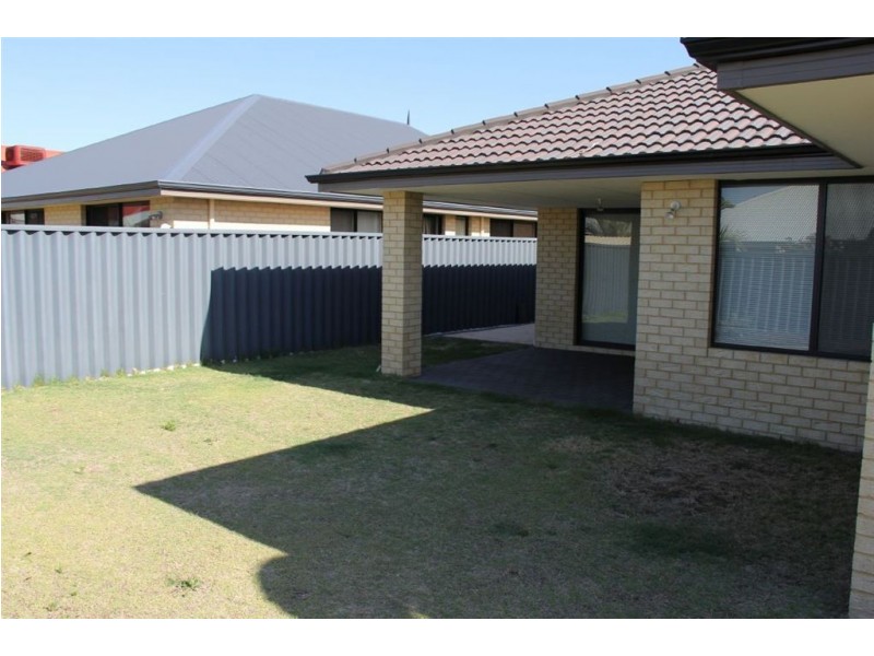 26 Flametree Loop, Baldivis WA 6171