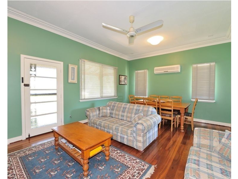 19 Liverpool Street, Shoalwater WA 6169