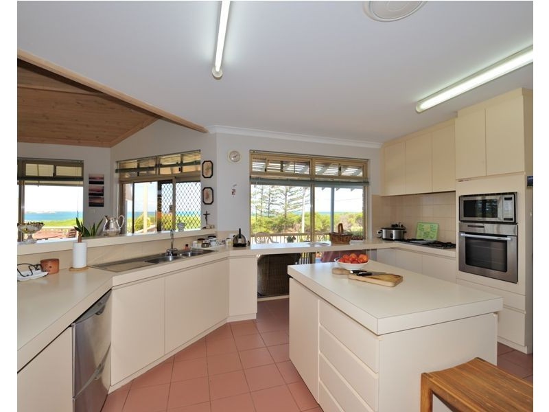 88 Arcadia Drive, Shoalwater WA 6169