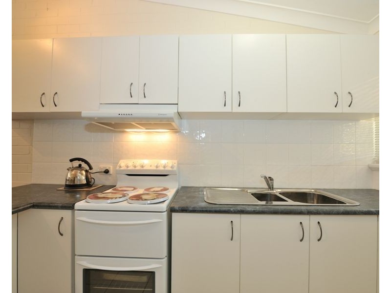 11/2 Wanliss Street, Rockingham WA 6168
