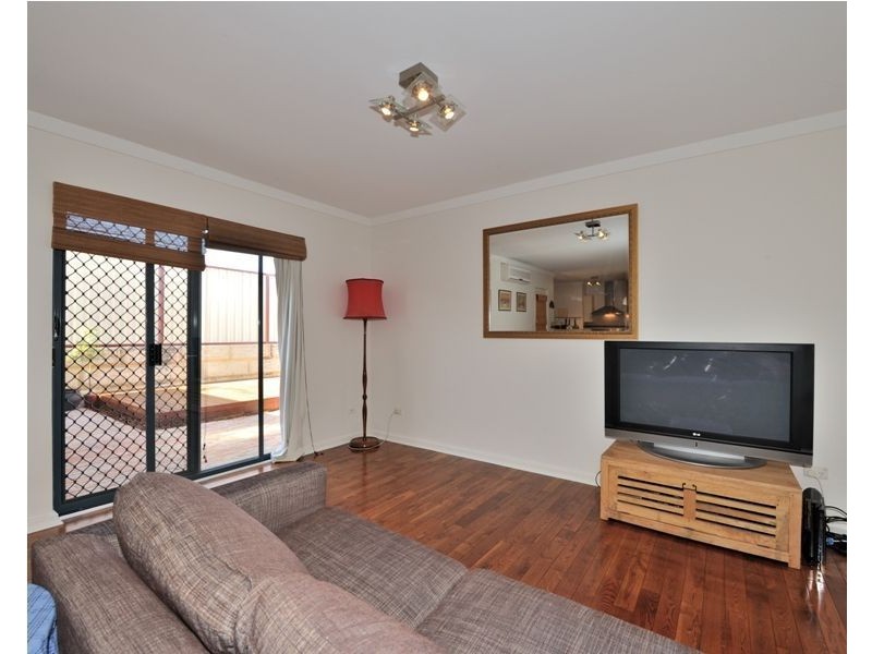 3/110 Parkin Street, Rockingham WA 6168