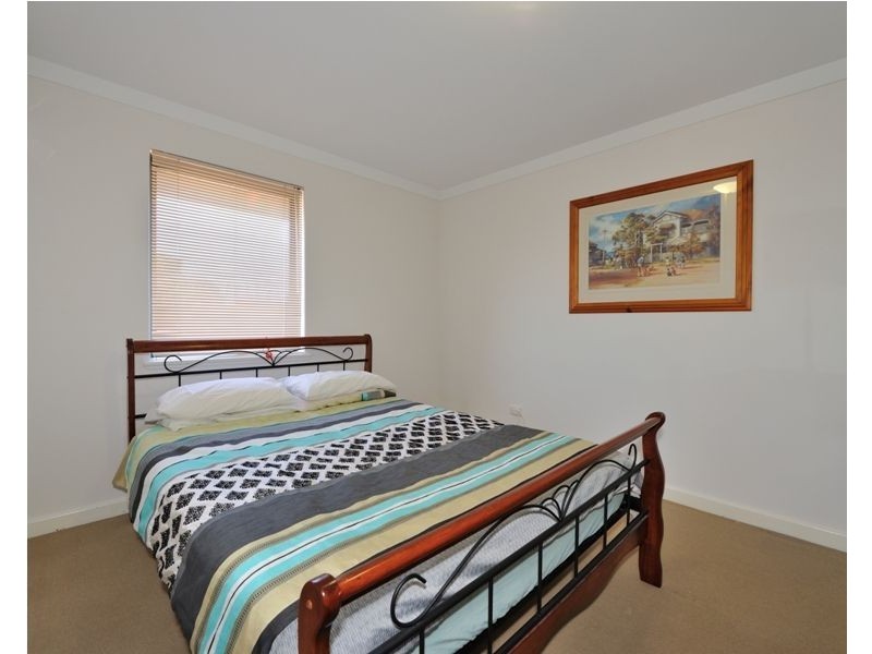 3/110 Parkin Street, Rockingham WA 6168