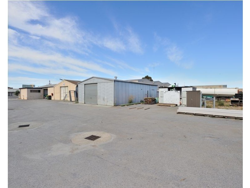 32 Hurrell Way, Rockingham WA 6168