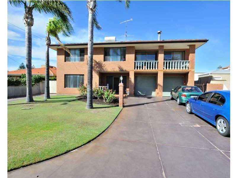 4 Grigo Close, Safety Bay WA 6169