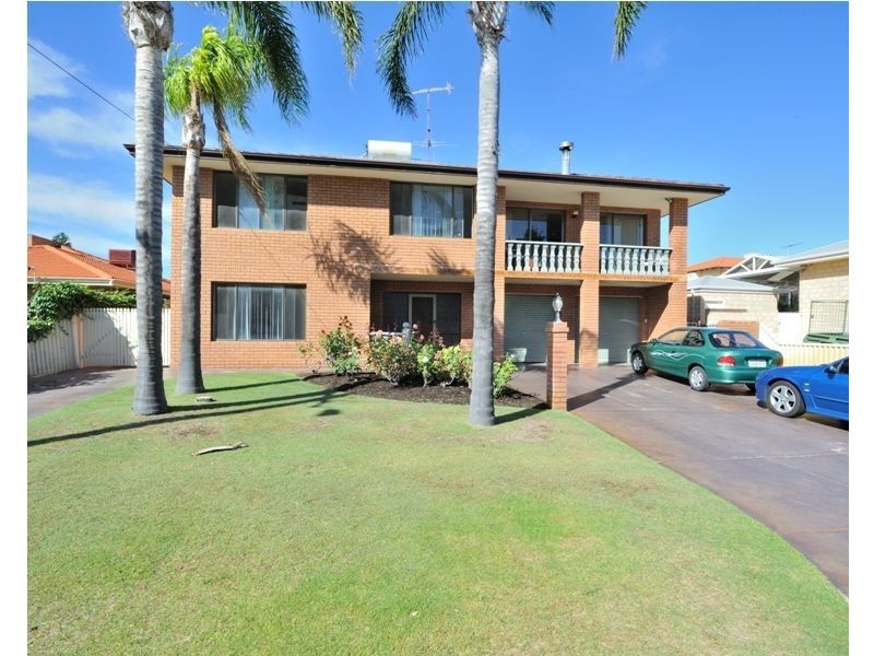 4 Grigo Close, Safety Bay WA 6169