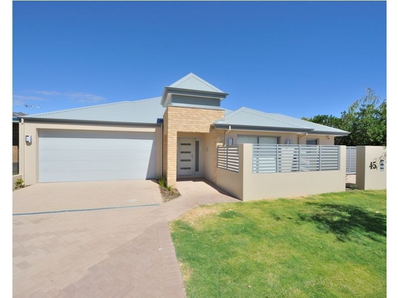 1/45 Harrison Street, Rockingham WA 6168