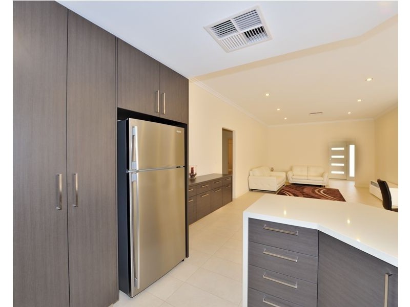 1/45 Harrison Street, Rockingham WA 6168