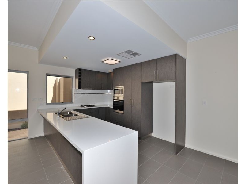 2/45 Harrison Street, Rockingham WA 6168