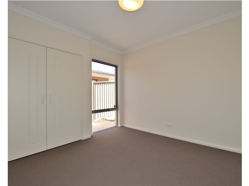 2/45 Harrison Street, Rockingham WA 6168