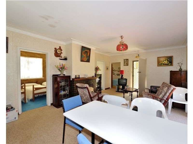 24 Shelton Street, Waikiki WA 6169