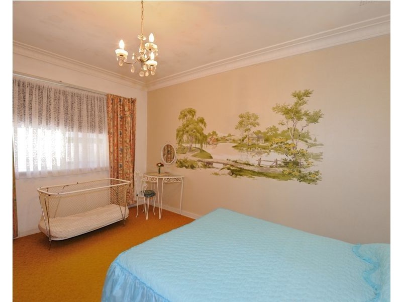 24 Shelton Street, Waikiki WA 6169