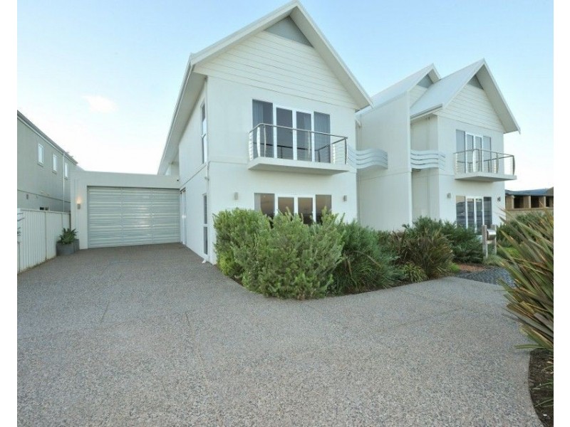 220A Arcadia Drive, Shoalwater WA 6169