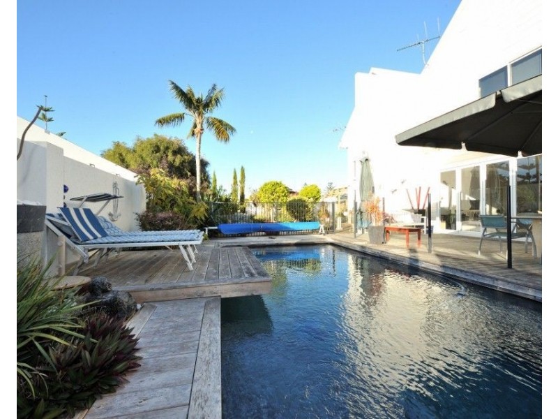 220A Arcadia Drive, Shoalwater WA 6169