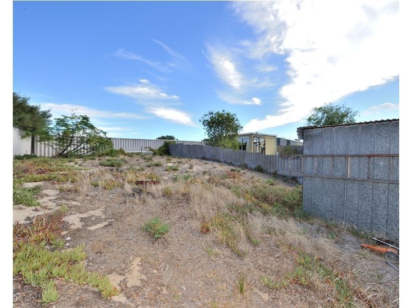 35B McKenzie Road, Shoalwater WA 6169
