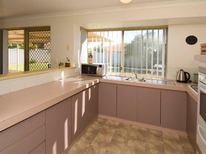 60 Argonaut Ave, Waikiki WA 6169