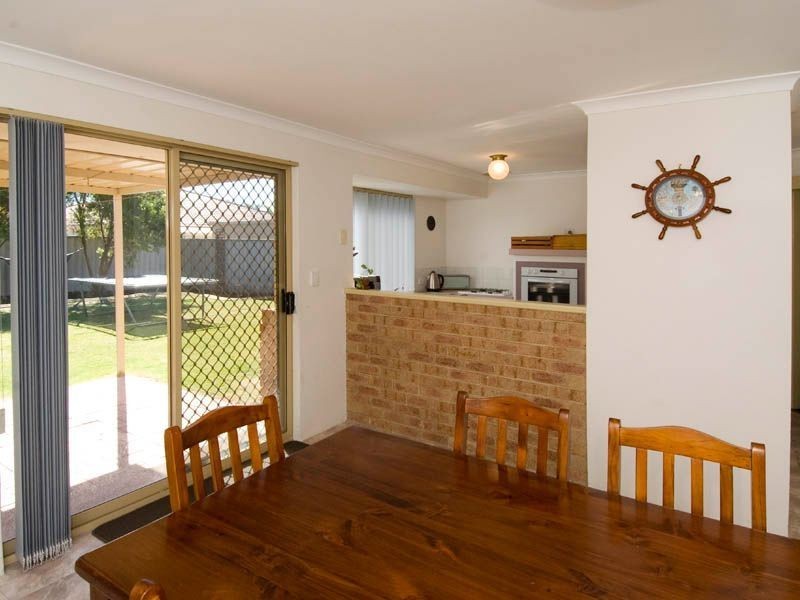 60 Argonaut Ave, Waikiki WA 6169