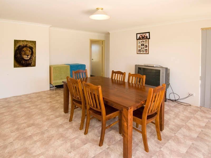 60 Argonaut Ave, Waikiki WA 6169