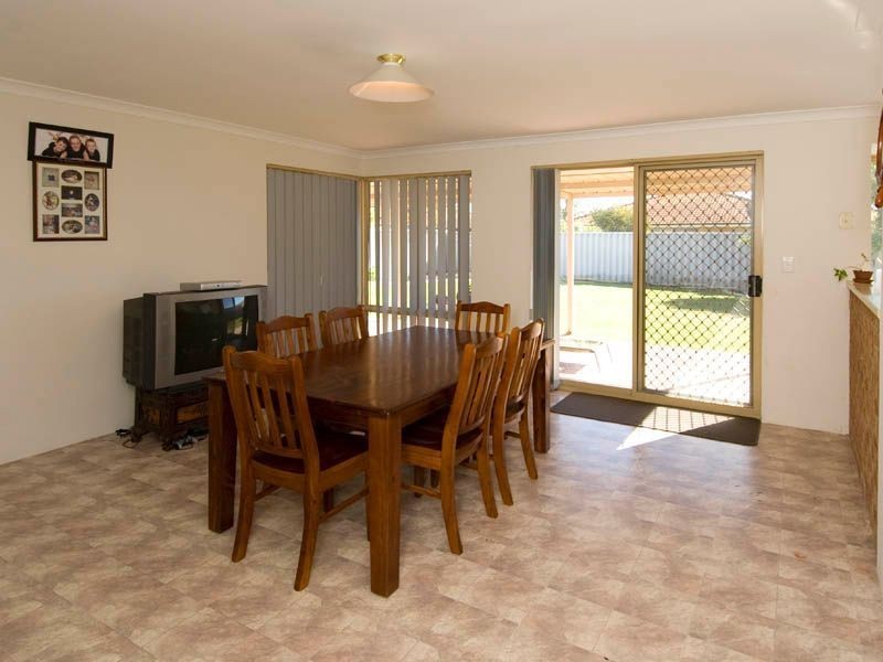 60 Argonaut Ave, Waikiki WA 6169