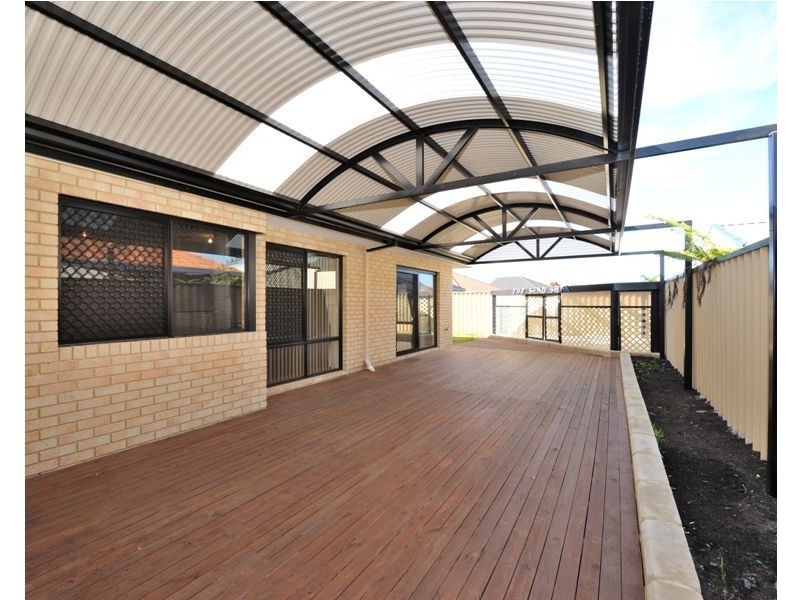 14 Alice Road, Port Kennedy WA 6172
