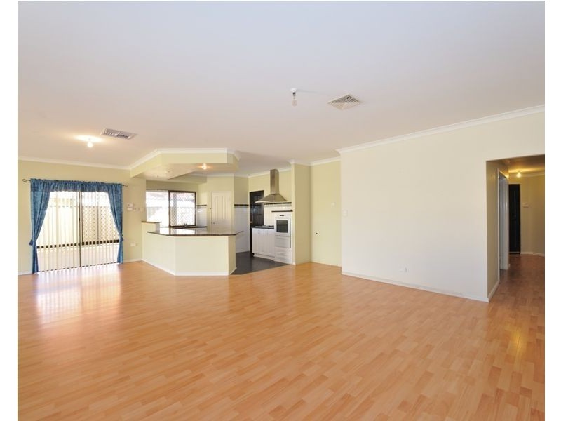 14 Alice Road, Port Kennedy WA 6172