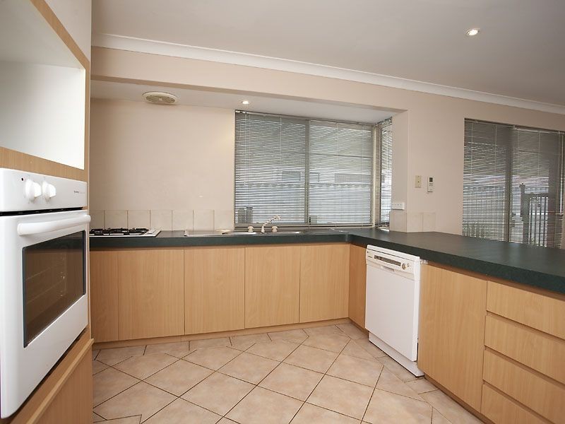 47 Belmez Turn, Port Kennedy WA 6172