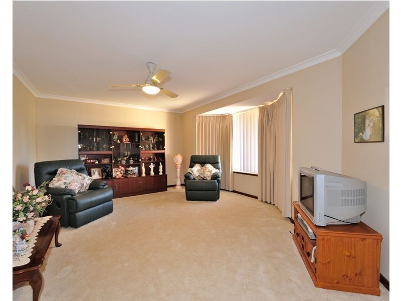 213 Safety Bay Road, Safety Bay WA 6169