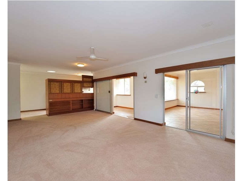 3B Mclarty Road, Shoalwater WA 6169