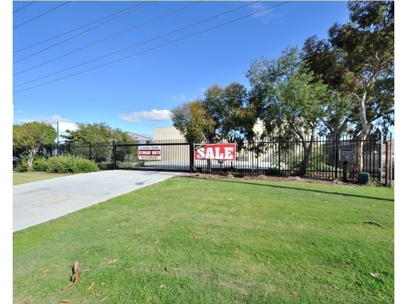 10/15 Crocker Street, Rockingham WA 6168