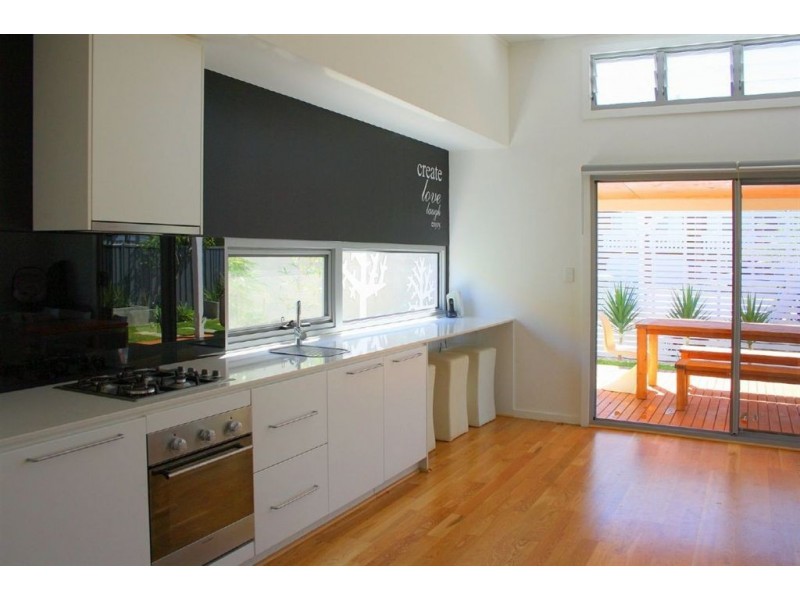 5b Sloan Street, Rockingham WA 6168