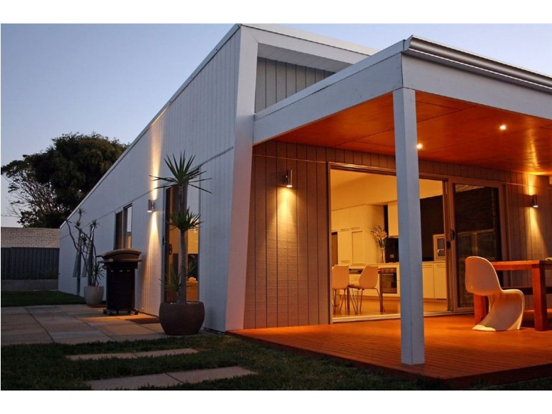 5b Sloan Street, Rockingham WA 6168