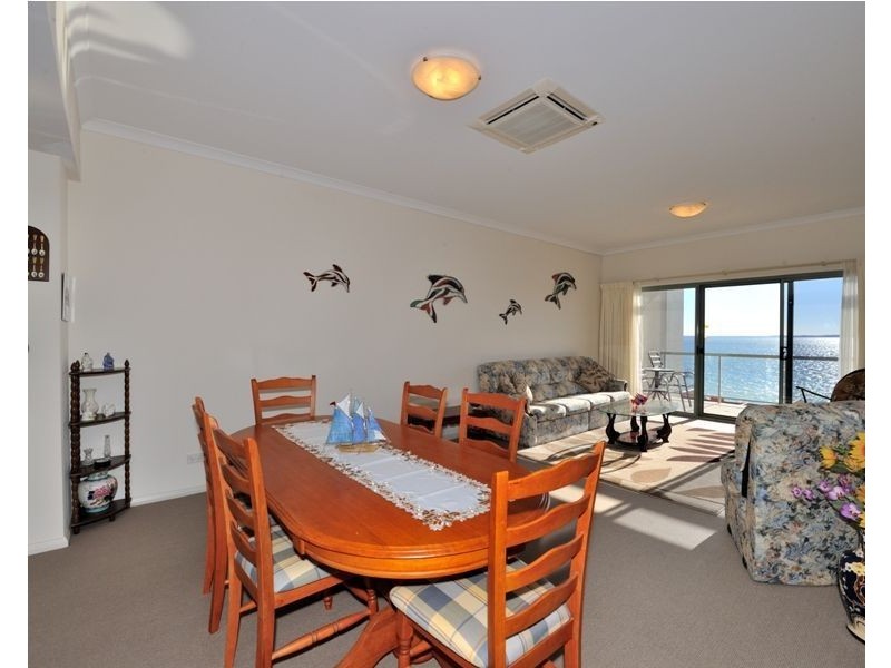 14/5-7 Railway Terrace, Rockingham WA 6168