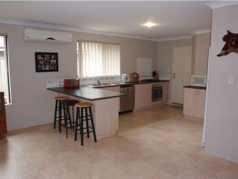 40 Kootingal Bend, Baldivis WA 6171