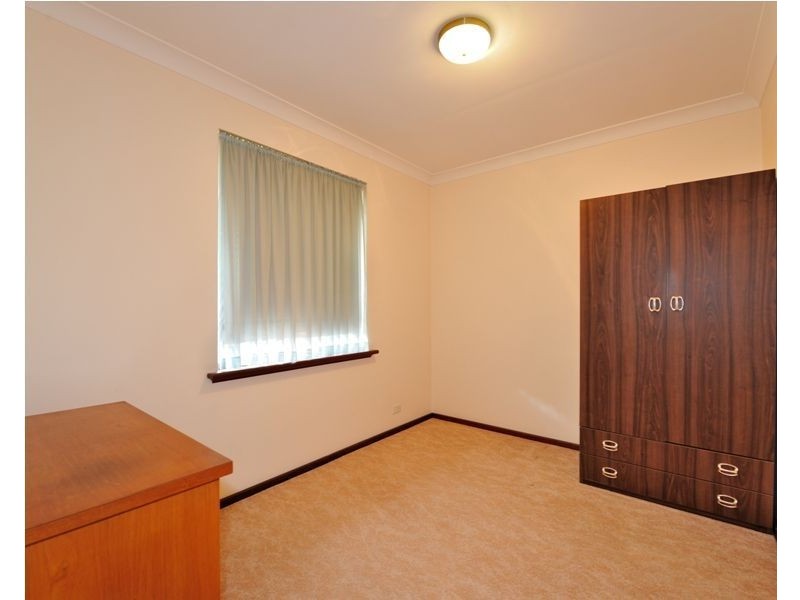 32 Ernest Street, Safety Bay WA 6169