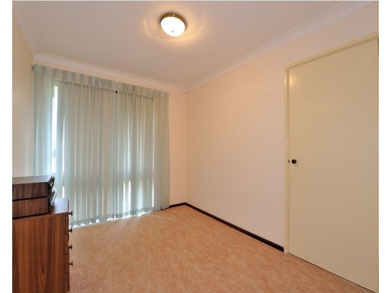 32 Ernest Street, Safety Bay WA 6169