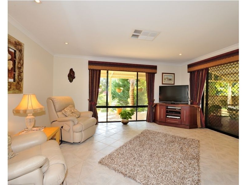6 Chandler Ramble, Baldivis WA 6171