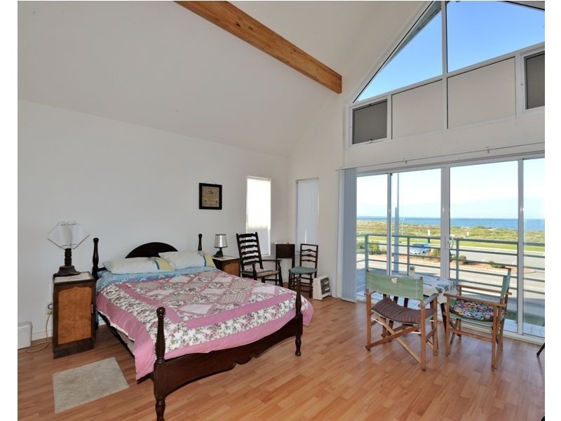 218C Arcadia Drive, Shoalwater WA 6169