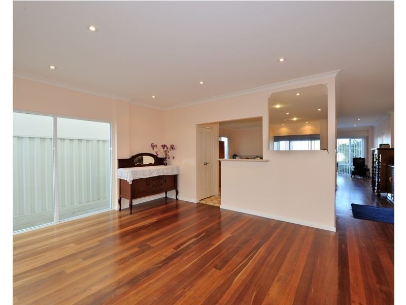 218C Arcadia Drive, Shoalwater WA 6169