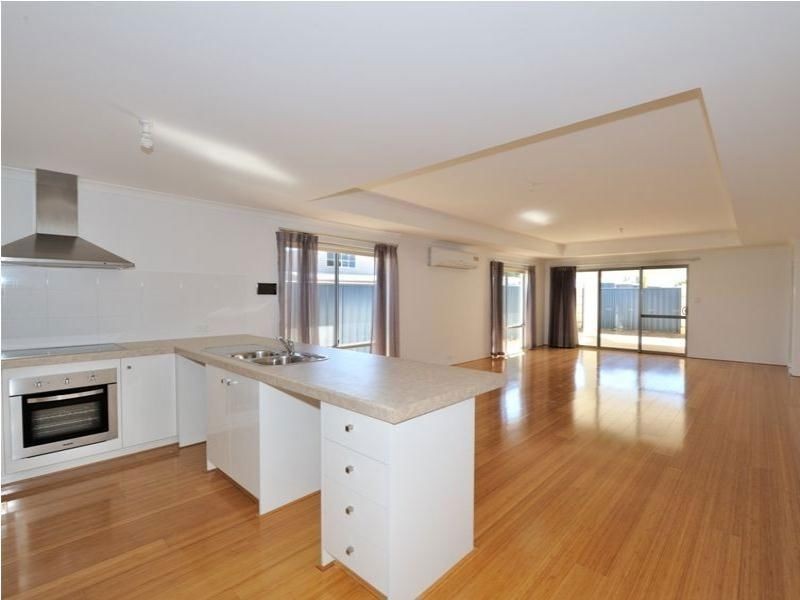 15 Roscoe Turn, Rockingham WA 6168